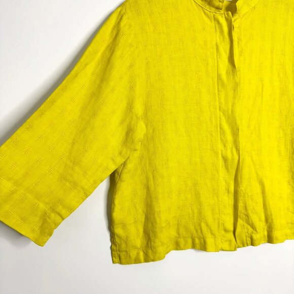 BRYN WALKER Linen 3/4 Sleeve Shirt - Picture 3 of 7